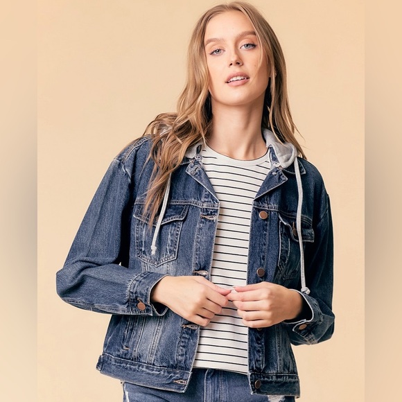 Doe & Rae Women’s Washed Denim Jacket With Hood Size Small Jean Jacket - Picture 2 of 14